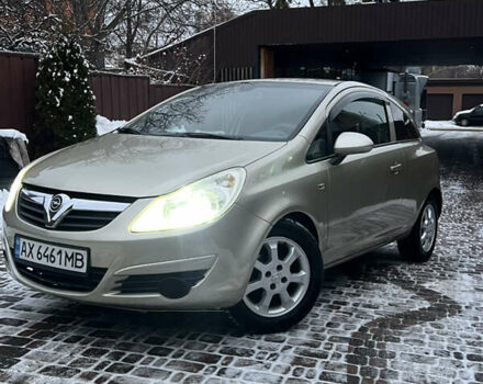 Желтый Опель Корса, объемом двигателя 1.23 л и пробегом 202 тыс. км за 4700 $, фото 1 на Automoto.ua