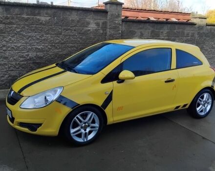 Жовтий Опель Корса, об'ємом двигуна 0 л та пробігом 205 тис. км за 4100 $, фото 1 на Automoto.ua