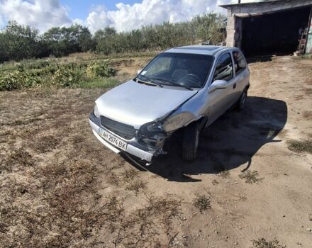 Серый Опель Корса, объемом двигателя 1 л и пробегом 200 тыс. км за 238 $, фото 4 на Automoto.ua