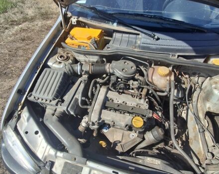 Серый Опель Корса, объемом двигателя 1 л и пробегом 200 тыс. км за 238 $, фото 7 на Automoto.ua