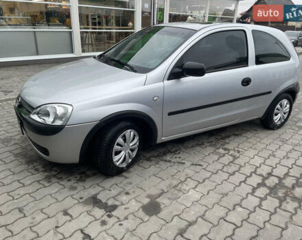 Серый Опель Корса, объемом двигателя 1.2 л и пробегом 154 тыс. км за 3250 $, фото 10 на Automoto.ua