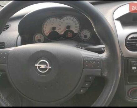 Серый Опель Корса, объемом двигателя 1.2 л и пробегом 274 тыс. км за 2895 $, фото 2 на Automoto.ua