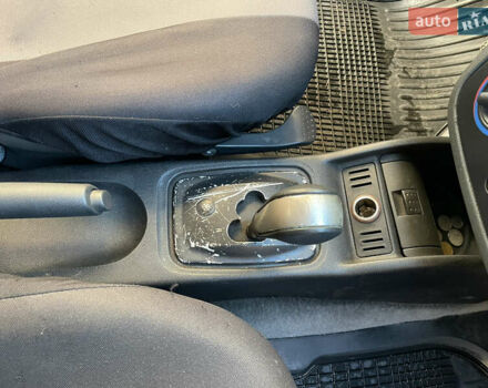 Серый Опель Корса, объемом двигателя 1.2 л и пробегом 220 тыс. км за 2350 $, фото 9 на Automoto.ua