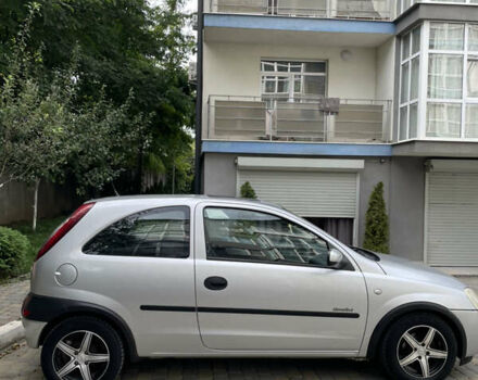 Серый Опель Корса, объемом двигателя 1 л и пробегом 182 тыс. км за 3400 $, фото 6 на Automoto.ua