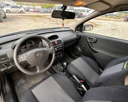 Опель Корса 2002 в Умани на Automoto.ua Серый Опель Корса, объемом двигателя 1 л и пробегом 150 тыс. км за 3150 $, фото 3 на Automoto.ua