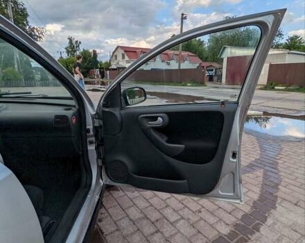 Сірий Опель Корса, об'ємом двигуна 1.69 л та пробігом 200 тис. км за 2999 $, фото 19 на Automoto.ua