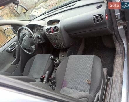 Серый Опель Корса, объемом двигателя 1.2 л и пробегом 214 тыс. км за 2700 $, фото 4 на Automoto.ua