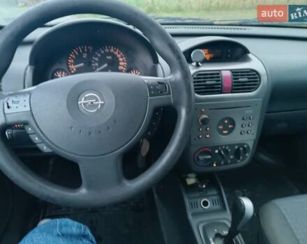 Серый Опель Корса, объемом двигателя 1.2 л и пробегом 300 тыс. км за 2700 $, фото 1 на Automoto.ua