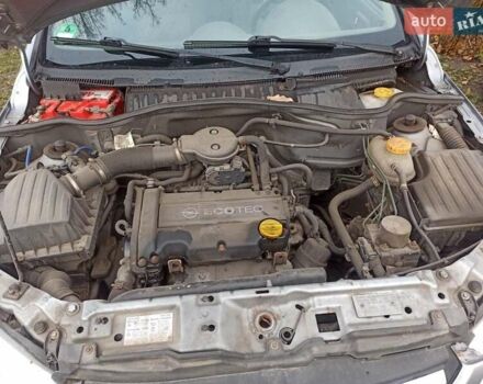 Серый Опель Корса, объемом двигателя 1.2 л и пробегом 214 тыс. км за 2700 $, фото 5 на Automoto.ua