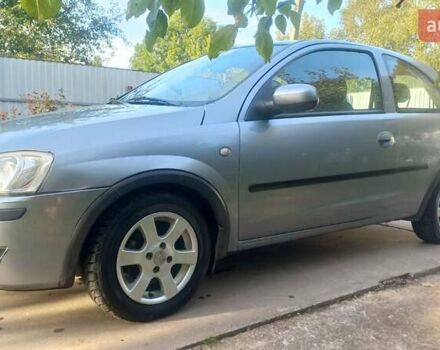 Серый Опель Корса, объемом двигателя 1 л и пробегом 200 тыс. км за 2800 $, фото 3 на Automoto.ua