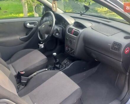 Серый Опель Корса, объемом двигателя 1 л и пробегом 200 тыс. км за 2800 $, фото 6 на Automoto.ua