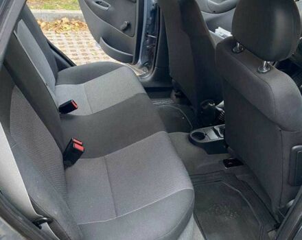 Серый Опель Корса, объемом двигателя 1.2 л и пробегом 128 тыс. км за 3000 $, фото 8 на Automoto.ua