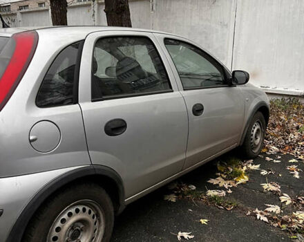 Серый Опель Корса, объемом двигателя 1.2 л и пробегом 180 тыс. км за 2800 $, фото 3 на Automoto.ua