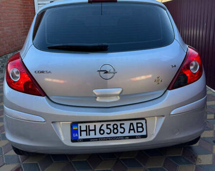 Сірий Опель Корса, об'ємом двигуна 1.36 л та пробігом 208 тис. км за 5200 $, фото 4 на Automoto.ua