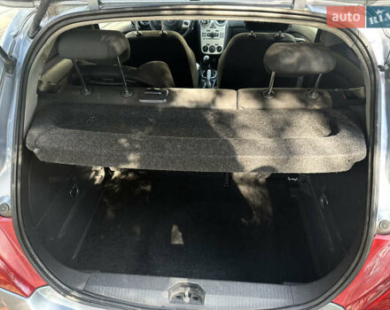 Серый Опель Корса, объемом двигателя 1.2 л и пробегом 217 тыс. км за 4200 $, фото 10 на Automoto.ua