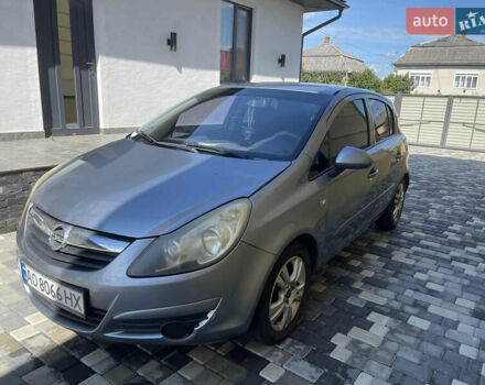 Сірий Опель Корса, об'ємом двигуна 1.25 л та пробігом 343 тис. км за 3400 $, фото 4 на Automoto.ua
