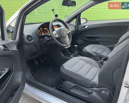 Серый Опель Корса, объемом двигателя 1.23 л и пробегом 39 тыс. км за 6500 $, фото 15 на Automoto.ua