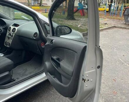 Сірий Опель Корса, об'ємом двигуна 1.23 л та пробігом 238 тис. км за 4900 $, фото 11 на Automoto.ua