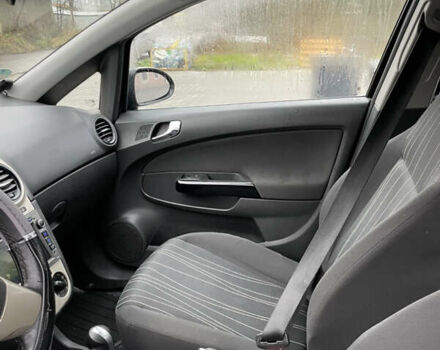 Серый Опель Корса, объемом двигателя 1.2 л и пробегом 180 тыс. км за 4350 $, фото 12 на Automoto.ua