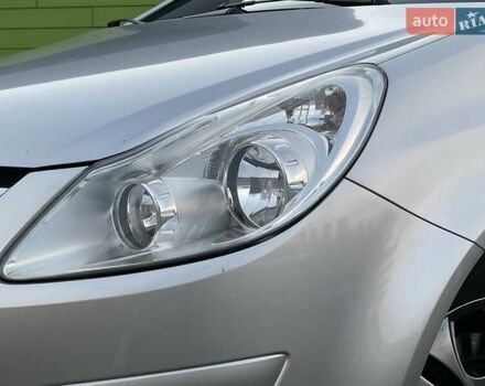 Серый Опель Корса, объемом двигателя 1.23 л и пробегом 39 тыс. км за 6500 $, фото 2 на Automoto.ua