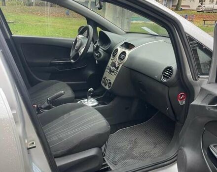 Сірий Опель Корса, об'ємом двигуна 1.23 л та пробігом 238 тис. км за 4900 $, фото 10 на Automoto.ua