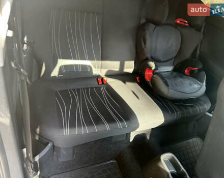 Серый Опель Корса, объемом двигателя 1.2 л и пробегом 217 тыс. км за 4200 $, фото 9 на Automoto.ua