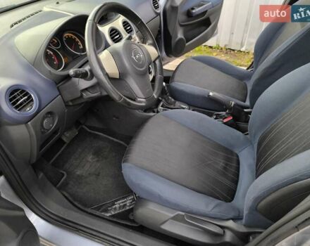 Серый Опель Корса, объемом двигателя 1.4 л и пробегом 211 тыс. км за 6750 $, фото 19 на Automoto.ua