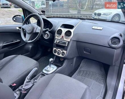 Серый Опель Корса, объемом двигателя 1.23 л и пробегом 375 тыс. км за 3200 $, фото 22 на Automoto.ua