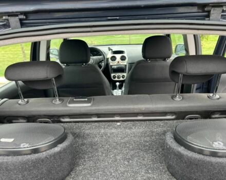 Серый Опель Корса, объемом двигателя 1.2 л и пробегом 248 тыс. км за 4600 $, фото 4 на Automoto.ua