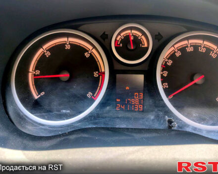 Серый Опель Корса, объемом двигателя 1.2 л и пробегом 241 тыс. км за 4300 $, фото 8 на Automoto.ua