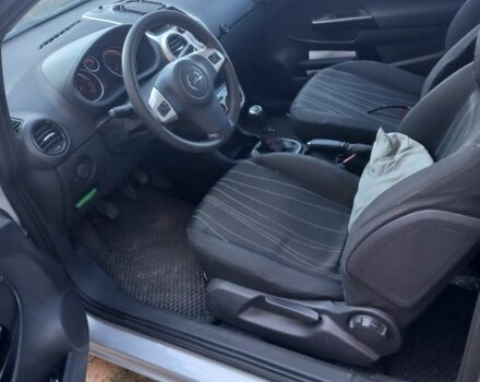 Серый Опель Корса, объемом двигателя 0 л и пробегом 224 тыс. км за 2200 $, фото 7 на Automoto.ua