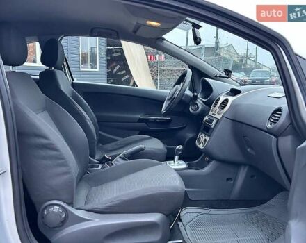 Серый Опель Корса, объемом двигателя 1.23 л и пробегом 375 тыс. км за 3200 $, фото 21 на Automoto.ua