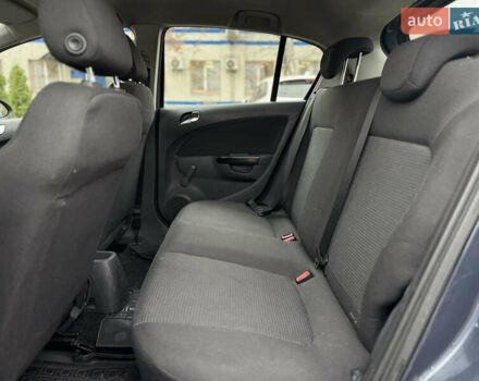 Сірий Опель Корса, об'ємом двигуна 1.23 л та пробігом 255 тис. км за 3900 $, фото 9 на Automoto.ua