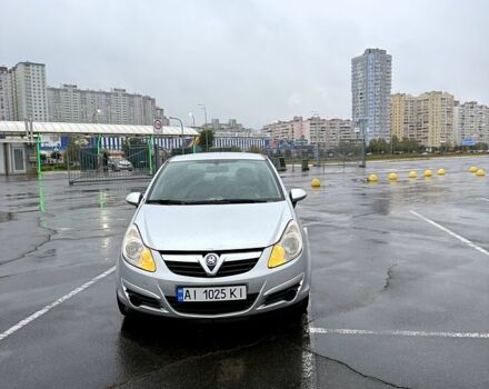 Серый Опель Корса, объемом двигателя 1.2 л и пробегом 250 тыс. км за 3500 $, фото 5 на Automoto.ua
