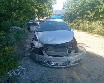 Сірий Опель Корса, об'ємом двигуна 1.2 л та пробігом 320 тис. км за 2200 $, фото 4 на Automoto.ua