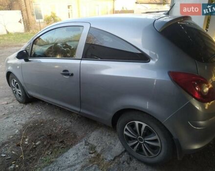 Серый Опель Корса, объемом двигателя 1.2 л и пробегом 130 тыс. км за 5000 $, фото 4 на Automoto.ua
