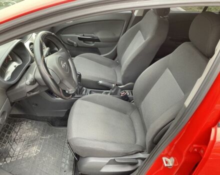 Серый Опель Корса, объемом двигателя 1 л и пробегом 220 тыс. км за 4000 $, фото 4 на Automoto.ua