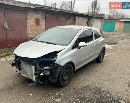 Сірий Опель Корса, об'ємом двигуна 1.2 л та пробігом 200 тис. км за 2300 $, фото 2 на Automoto.ua