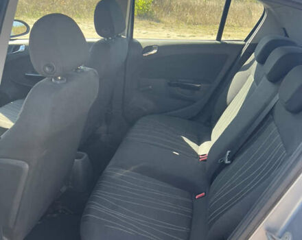 Сірий Опель Корса, об'ємом двигуна 1.2 л та пробігом 246 тис. км за 4500 $, фото 2 на Automoto.ua