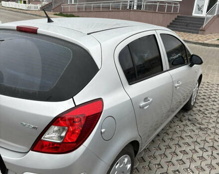 Серый Опель Корса, объемом двигателя 1.25 л и пробегом 215 тыс. км за 5000 $, фото 5 на Automoto.ua