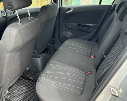 Серый Опель Корса, объемом двигателя 1.2 л и пробегом 97 тыс. км за 5000 $, фото 3 на Automoto.ua