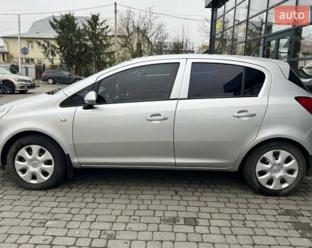 Серый Опель Корса, объемом двигателя 1.2 л и пробегом 112 тыс. км за 5400 $, фото 3 на Automoto.ua