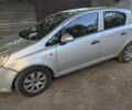 Серый Опель Корса, объемом двигателя 1.2 л и пробегом 182 тыс. км за 4544 $, фото 4 на Automoto.ua