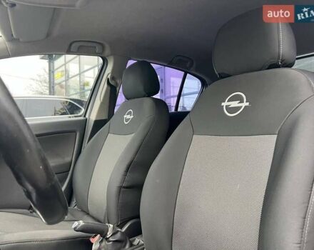 Серый Опель Корса, объемом двигателя 1.2 л и пробегом 112 тыс. км за 5400 $, фото 20 на Automoto.ua
