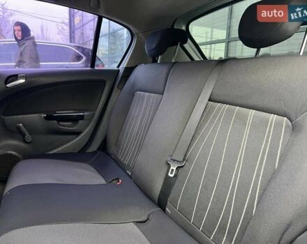 Серый Опель Корса, объемом двигателя 1.2 л и пробегом 112 тыс. км за 5400 $, фото 18 на Automoto.ua