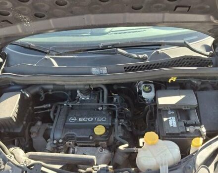 Опель Корса 2009 в Чернигове на Automoto.ua Серый Опель Корса, объемом двигателя 1 л и пробегом 115 тыс. км за 4500 $, фото 12 на Automoto.ua