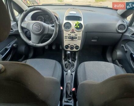 Серый Опель Корса, объемом двигателя 1 л и пробегом 168 тыс. км за 4500 $, фото 14 на Automoto.ua