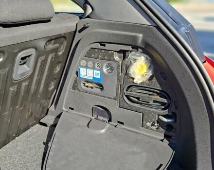 Опель Корса 2009 в Чернигове на Automoto.ua Серый Опель Корса, объемом двигателя 1 л и пробегом 115 тыс. км за 4500 $, фото 10 на Automoto.ua