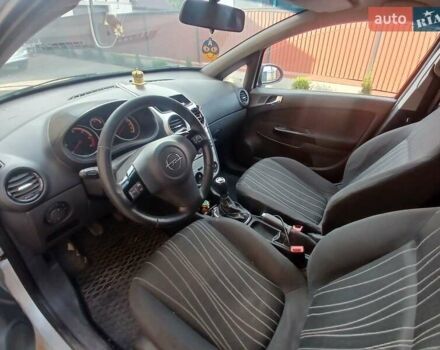 Сірий Опель Корса, об'ємом двигуна 1.3 л та пробігом 330 тис. км за 3550 $, фото 2 на Automoto.ua