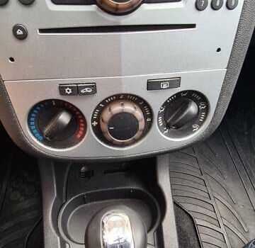 Серый Опель Корса, объемом двигателя 1.4 л и пробегом 139 тыс. км за 6800 $, фото 23 на Automoto.ua